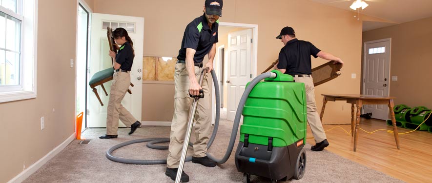 Baton Rouge, LA storm cleanup